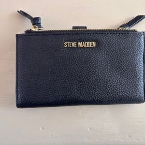 Steve Madden Black Textured Wallet with Gold Logo